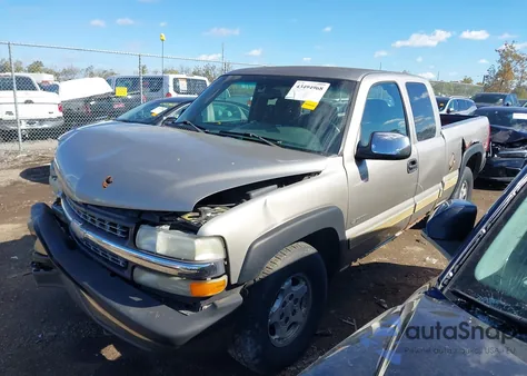 2002 Chevrolet Silverado 1500 Ls from USA, damaged, VIN 2GCEK19T121244959